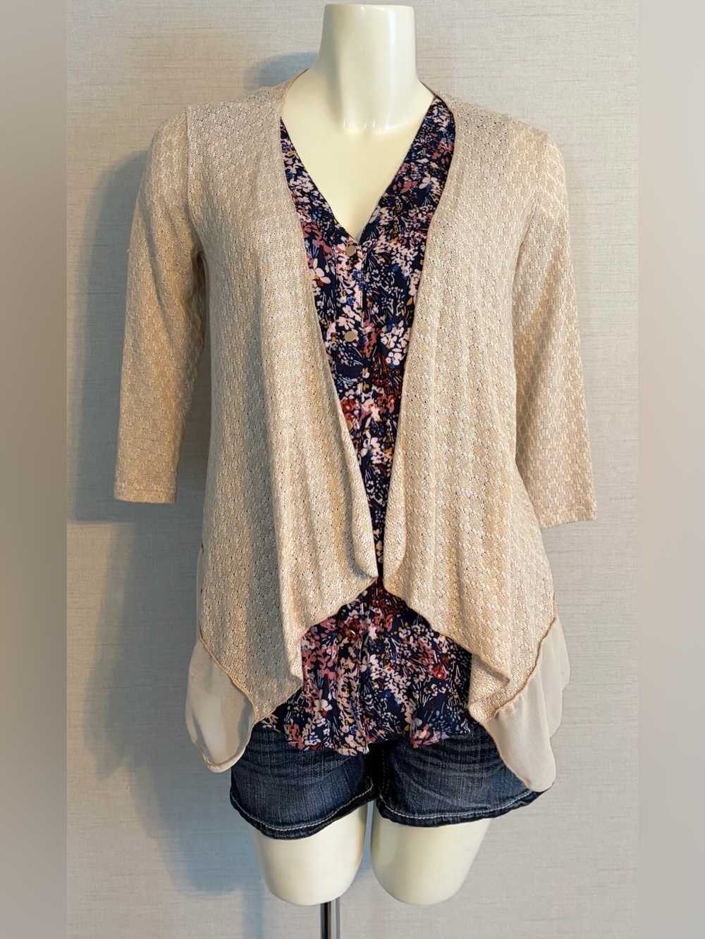 Size Small Maurices Lightweight Open-Front Knit Cardigan